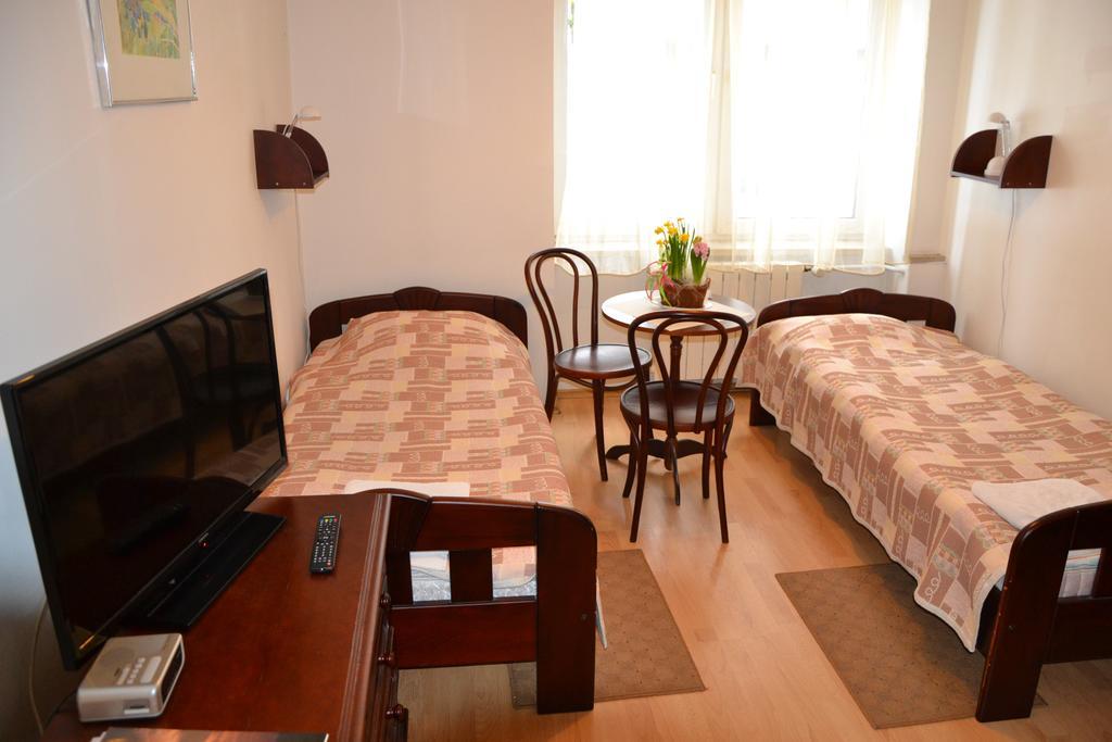 Hotel Monttis Sucha Beskidzka Værelse billede